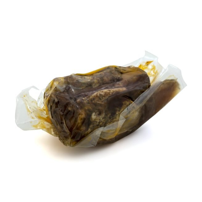 CODILLO CERDO PARTIDO AROMA VINO 500/600GR APROX C/3UDS CODILLO CERDO PARTIDO AROMA VINO 500/600GR APROX C/3UDS