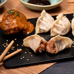 Gyozas de Carrillada de Cerdo con Salsa Kimchee 720g (40 uds)