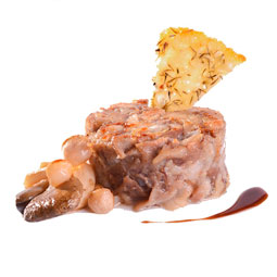 Rulo de Manitas de Cerdo Deshuesadas